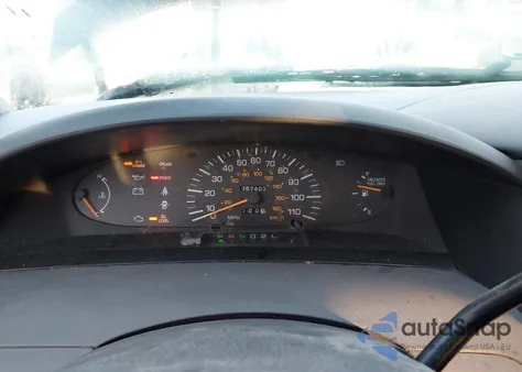 1992 Toyota Previa Le from USA, damaged, VIN JT3AC12R5N1015984